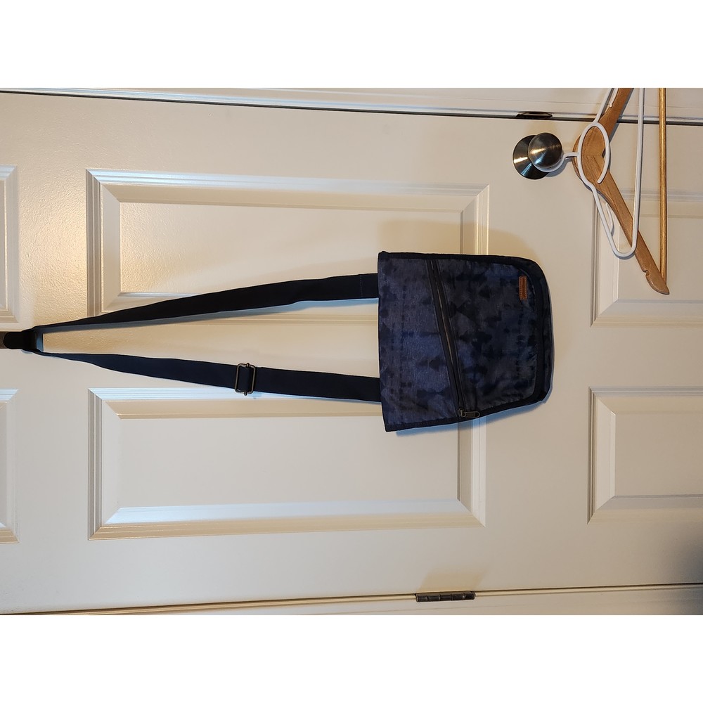 Eddie Bauer Crossbody